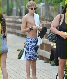 Towels Twink Sporty Tube Boys 622f80ea37818.jpg