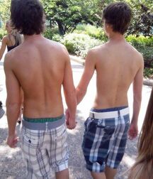 Friends For Life Twink Tube romantic  624b5c9fadb08.jpg