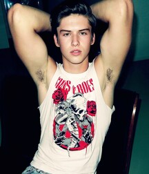 Pit Stop - Twinks With Delicious Armpits 625f1ff54bcc6.jpg