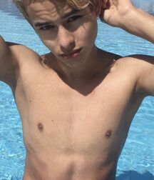 Pit Stop - Twinks With Delicious Armpits 625f205b3e31f.jpg