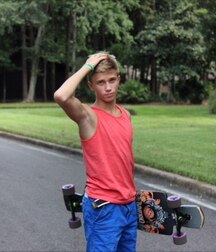 Pit Stop - Twinks With Delicious Armpits 625f222838470.jpg