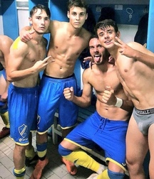 Wet Of Sweat - Sticky Twinks At Work Boys Porn 626956f2bfc7d.jpg