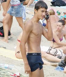 Boys Big Bulge Box - Hung Twinks 628271a3b35ef.jpg