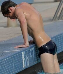 Boys Big Bulge Box - Hung Twinks 628271f62b76a.jpg