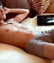 Boys Big Bulge Box - Hung Twinks 62827298f0b7d.jpg