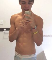 Boys Big Bulge Box - Hung Twinks 6282729aab9cb.jpg