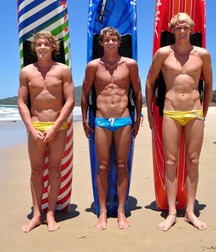 Boys Big Bulge Box - Hung Twinks 628273e894248.jpg