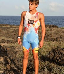 Boys Big Bulge Box - Hung Twinks 628274e6e5073.jpg