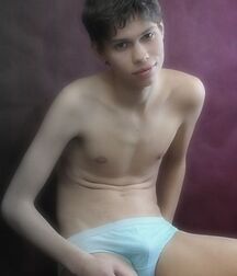Boys Big Bulge Box - Hung Twinks 62827526d24b6.jpg