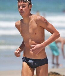 Boys Big Bulge Box - Hung Twinks 62827559f3342.jpeg