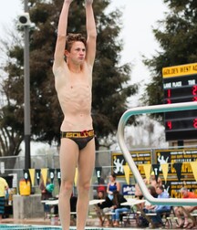 Boys Big Bulge Box - Hung Twinks 628275bdc63ef.jpg