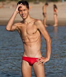 Boys Big Bulge Box - Hung Twinks 628275d276056.jpg