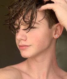 Smiling Boys - Cute Young Twinks Having Fun Happy Super 628ac29dae19b.jpg