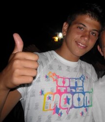 Smiling Boys - Cute Young Twinks Having Fun Happy Super 628ac2eb8369c.jpg