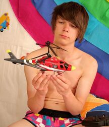 Colours Of The Twinks - Funny Boys Crazy Colour Show 62cf2885d3b64.jpg