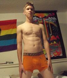 Colours Of The Twinks - Funny Boys Crazy Colour Show 62cf28c3b025e.jpg