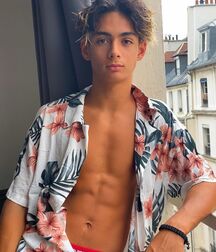 Colours Of The Twinks - Funny Boys Crazy Colour Show 62cf29873918a.jpeg