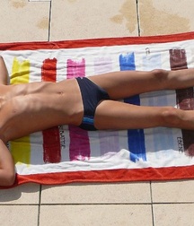 Colours Of The Twinks - Funny Boys Crazy Colour Show 62cf29950ad4c.jpg