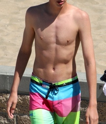 Colours Of The Twinks - Funny Boys Crazy Colour Show 62cf29c8b9cbe.jpg