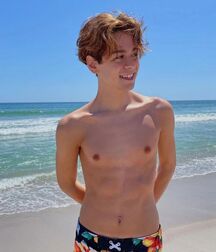 Colours Of The Twinks - Funny Boys Crazy Colour Show 62cf2a4589f32.jpg