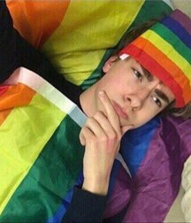 Colours Of The Twinks - Funny Boys Crazy Colour Show 62cf2a4e6601f.jpg