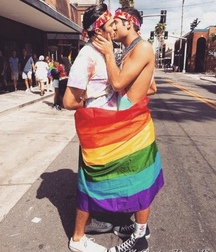 Colours Of The Twinks - Funny Boys Crazy Colour Show 62cf2b5d9a1f8.jpg
