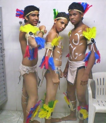 Colours Of The Twinks - Funny Boys Crazy Colour Show 62cf2d1c0834a.jpg