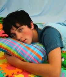 Colours Of The Twinks - Funny Boys Crazy Colour Show 62cf2d3f8feac.jpg