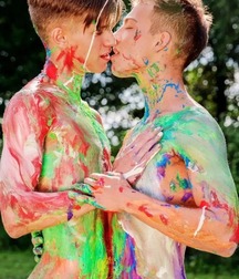 Colours Of The Twinks - Funny Boys Crazy Colour Show 62cf2d7f84657.jpg