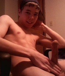 Random pics of boys porn and young men(2) 5f1cabadf19d5.jpg