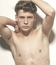 Models 57489f54d2cf2.jpg