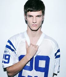 Models 57489f56452d4.jpg