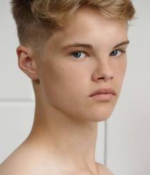 Models 57489f6b6af01.jpg