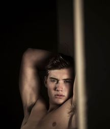 Models 57489f781cdbc.jpg