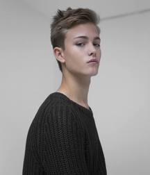 Models 57489f8228e98.jpg