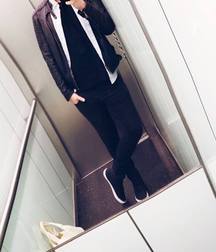 Models 57489f9060233.jpg