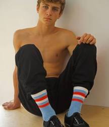 Models 57489f9106054.jpg