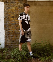 Models 57489f9557045.jpg