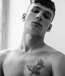 Models 57489f96160d2.jpg