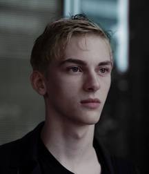 Models 57489fa65e8de.jpg