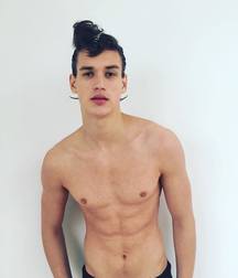 Models 57489fa704f33.jpg