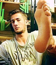 Uploaded by:Barefoot1985 59c9dbaee7cc2.jpg