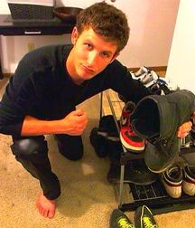100 Barefoot Guys - Part 2 59c9e87931269.jpg
