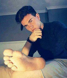100 Barefoot Guys - Part 2 59c9ed62023ec.jpg