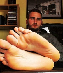 100 Barefoot Guys - Part 2 59c9eef82575b.jpg