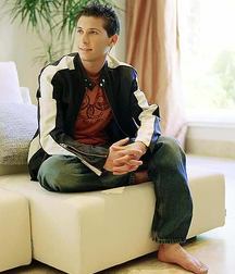 100 Barefoot Guys - Part 1 59ce849c92cf6.jpg