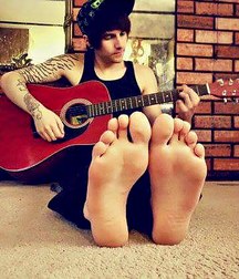 100 Barefoot Guys - Part 1 59ce8653df310.jpg