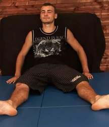 100 Barefoot Guys - Part 1 59ce86bf37889.jpg
