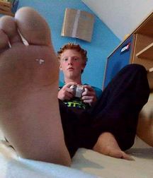 100 Barefoot Guys - Part 1 59ce886a9dec6.jpg