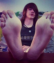 100 Barefoot Guys - Part 1 59ce8dd5c526d.jpg